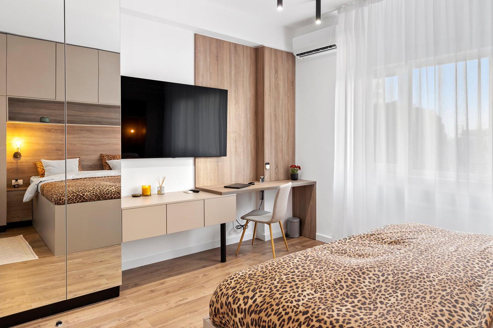 Angelo Bello Luxury Suite City Center By Sattal Boekarest Buitenkant foto